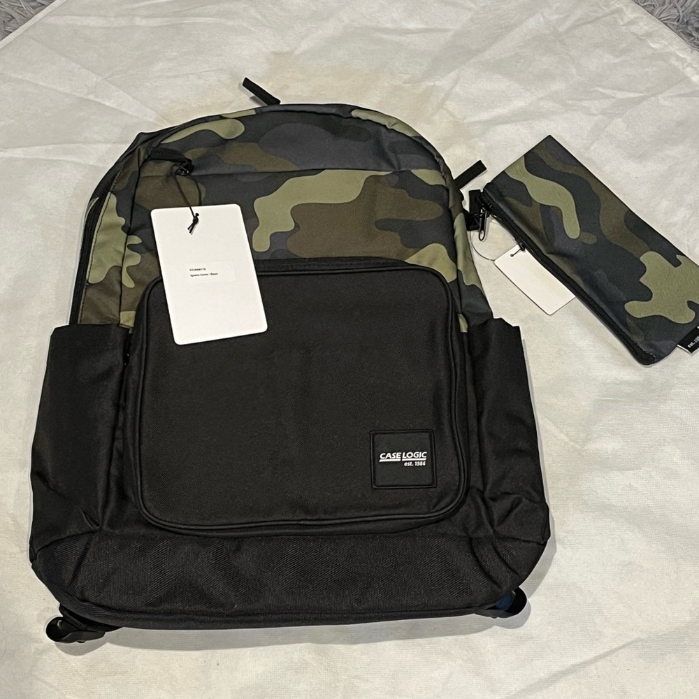 NWT CASE LOGIC Black & Iguana Camo Backpack w/Matching Small Case